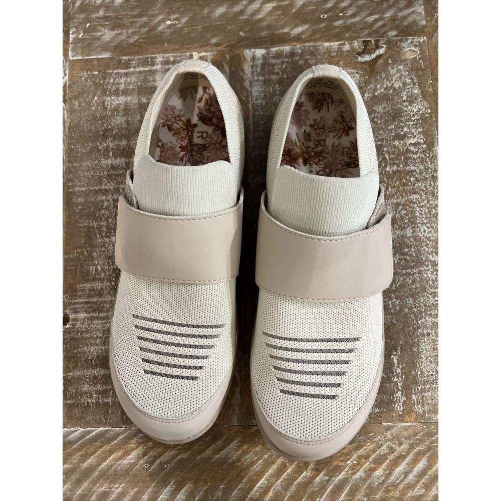 Traq by Alegria Walking Shoes, Woman's Beige Size 40 Or‎ 9.5